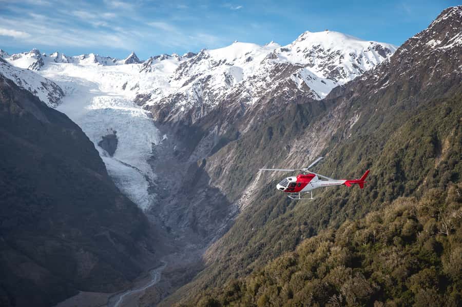 Franz Josef Glacier Helicopter Flight with Snow Landing - Why a snow landing changes how you see Franz Josef