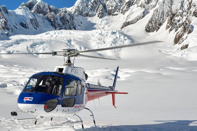 Franz Josef: Mountain Scenic Spectacular 40-Min Helicopter Flight - Fox Glacier aerial passes: spotting differences in ice up close