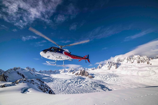 Franz Josef: Mountain Scenic Spectacular 40-Min Helicopter Flight - Inside the twin-engine helicopter: small cabin, big views