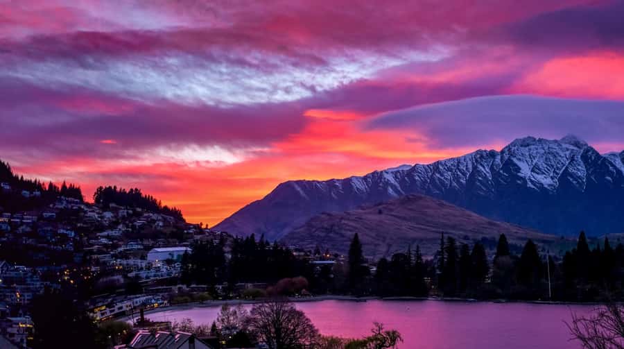 Franz Josef to Queenstown Tour via Wānaka - Lake Matheson: The Mirror-Water Start