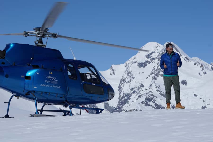 Franz Josef Town: 3-Glacier Helicopter Ride with Landing - When Mount Cook shows up, you get the bigger picture