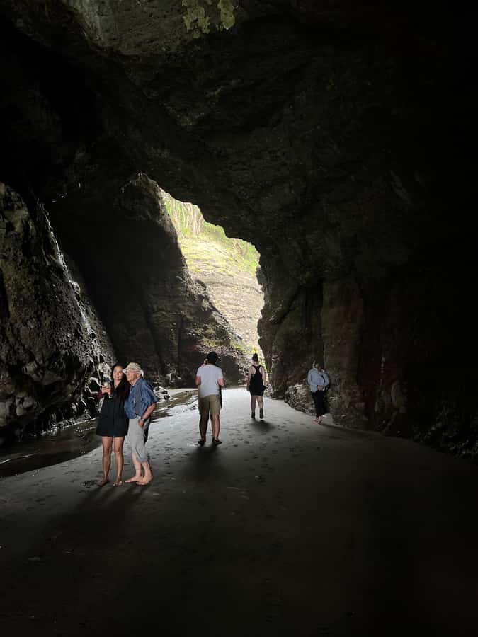 From Auckland: Guided Tour of Piha with Scenic Beach Walks - Why Piha feels like a reset from Auckland