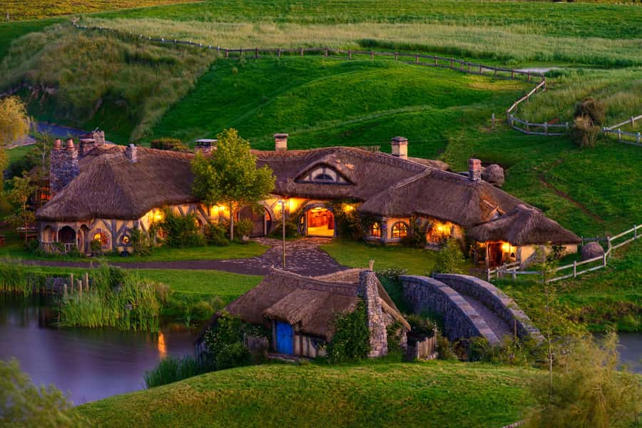 From Auckland: Hobbiton & Waitomo Caves Full-Day Trip - The full loop back to Auckland: comfort, pacing, and getting your money’s worth