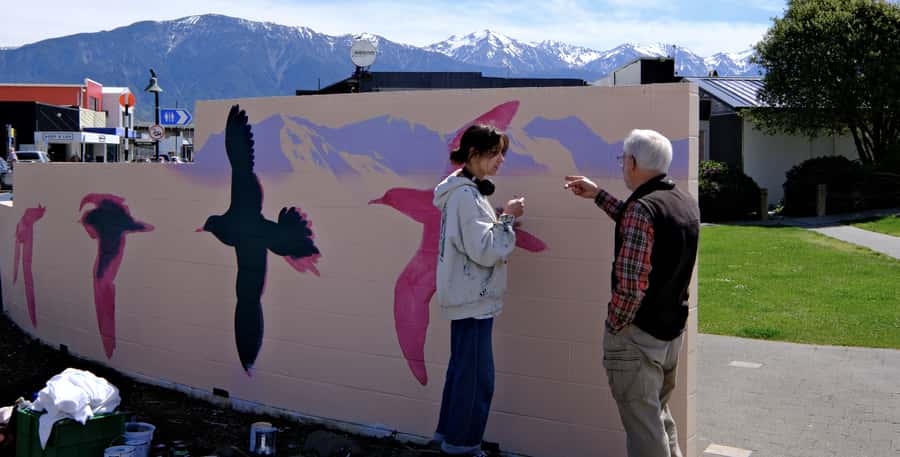From Christchurch: Kaikōura Day Tour with Whale Watching - Dolphins, seals, and birds: the day’s bonus wildlife payoff