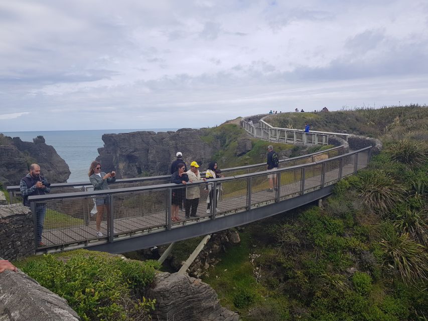 From Greymouth: Punakaiki Blowholes & Pancake Rocks Tour - Comfort and sound: van, headset, and a small group size that helps