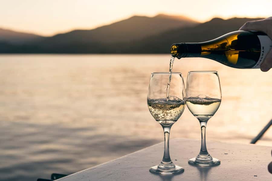 From Picton: Marlborough Sounds Cruise with Seafood - How to choose your seat: indoor, outdoor, and the wind factor