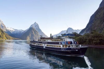 Milford Sound Cruise and Coach Day Tour