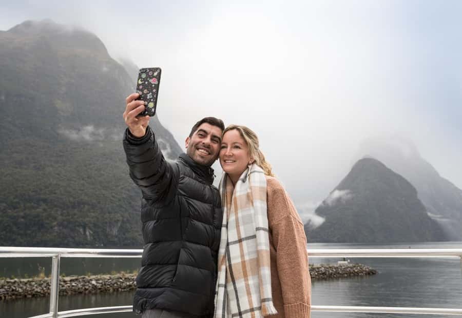 From Queenstown Milford Sound Cruise & Glass-Roof Coach Tour - Itineraries that feel fast: how the timing works for your day