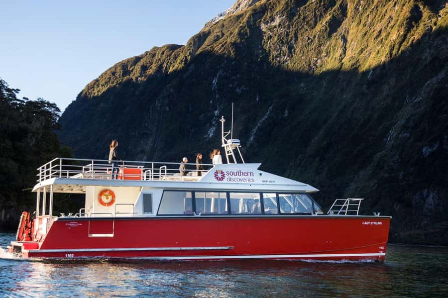 From Queenstown: Milford Sound Flight and Cruise with Lunch - Price, value, and who should book Air Milford