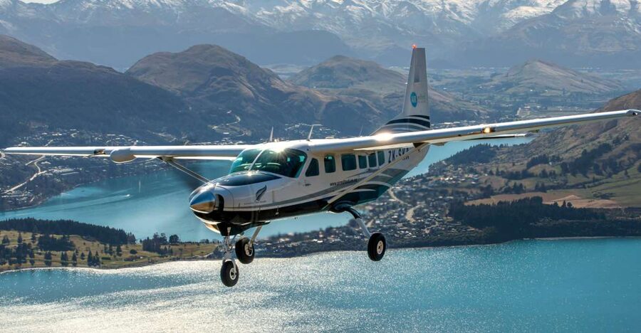 From Queenstown: Milford Sound Flight and Nature Cruise - Milford Sound Small Boat Cruise: What You Gain by Going Smaller