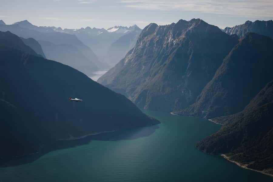 From Queenstown: Milford Sound Full-Day Trip by Plane & Boat - The scenic flight: Central Otago to Fiordland, in about 40 minutes