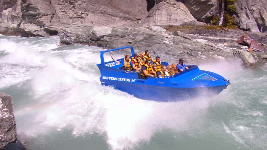 From Queenstown: Skippers Canyon Jet Boat Ride - Pipeline Bungy stop: the calm pause with canyon views