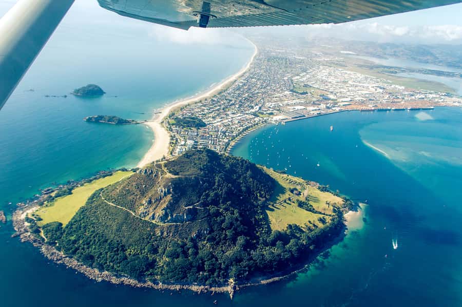 From Tauranga: Skydive over Mount Maunganui - Gear, Comfort, and Small Details That Affect the Big Moment