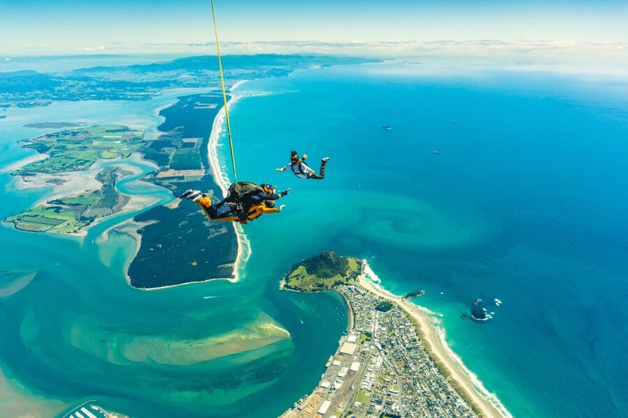 From Tauranga: Skydive over Mount Maunganui - Who This Skydiving Day Suits Best