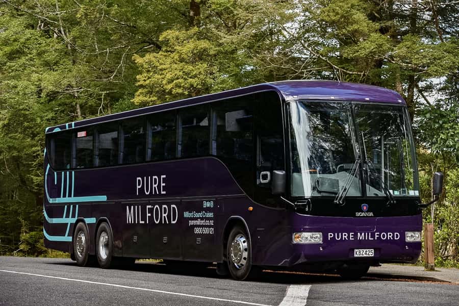 From Te Anau: Milford Sound Coach Tour and Cruise - Meeting in Te Anau: where to find the pickup and what to expect