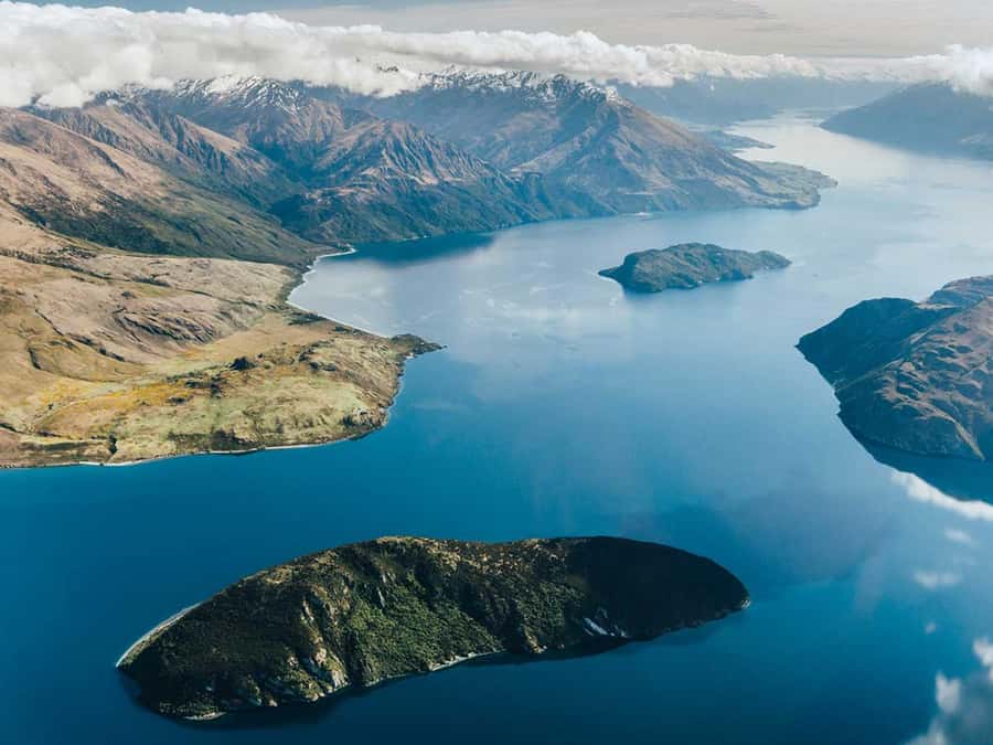 From Wanaka: Milford Sound Flight with Landing & Glaciers - Timing and flight duration: what 2 hours is really for