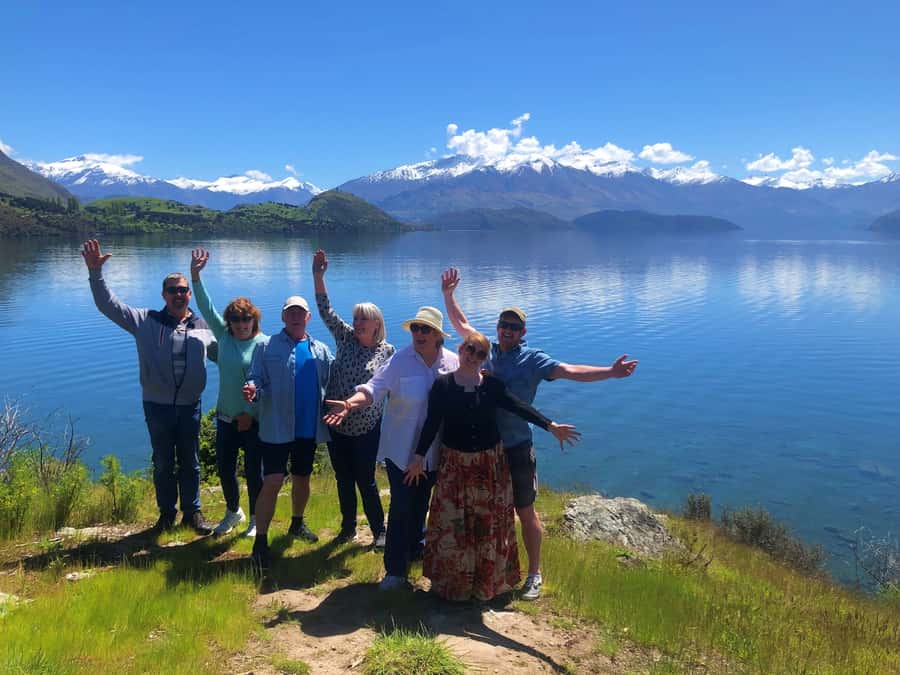 From Wanaka: Ruby Island 1-Hour Cruise and Photo Walk - The boat portion: a quick scenic setup for your photos