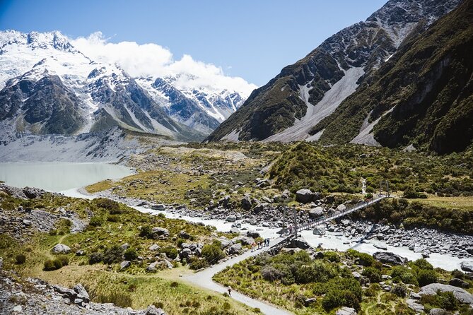 Full-Day Guided Sightseeing Tour of Mount Cook from Queenstown - Stop 3: Omarama and your lunch planning window