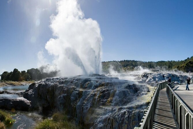 FULL DAY ROTORUA TOUR - Fully Customisable 13 hours Unlimited KMS - Private touring with unlimited kilometers and a luxury car