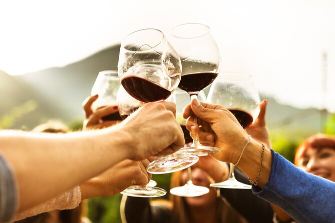 Full-Day Wine Tasting Tour in Auckland with 3-Course Vineyard Lunch - Stop 1: The Hunting Lodge Winery and Restaurant in Auckland Wine Country