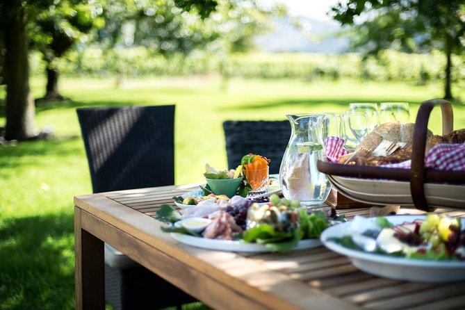Full-Day Wine Tour from Blenheim - The Heart of the Day: 6 to 7 Winery Stops Without the Whiplash
