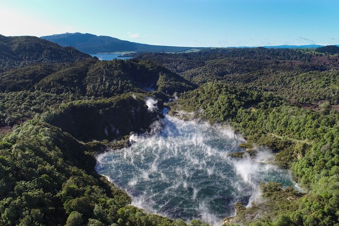 Full Waimangu Experience - Walk & Cruise - The free shuttle system: flexibility without losing your way