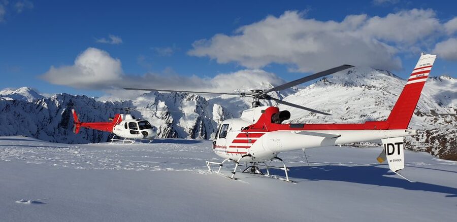 Glacier Explorer & Earnslaw Burn Helicopter Flight - Pilot role and in-flight commentary: why it matters to your experience