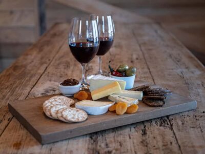 Gourmet Food and Wine Tour with Lunch and Wine Tastings