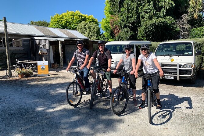 Great Taste Beer Tour by Bicycle (Self-guided) - McCashin’s Tap Room: the 4-beer/cider paddle experience