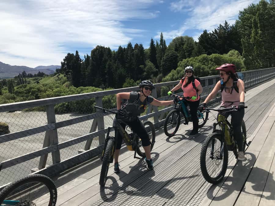 Guided Scenic E-bike Tour - Ride to the Lake - Hidden trail time: exploring historical places along two rivers