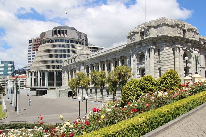 Guided Small Group Walking Tour in Wellington - Wellington Station Meets Parliament Grounds, Fast