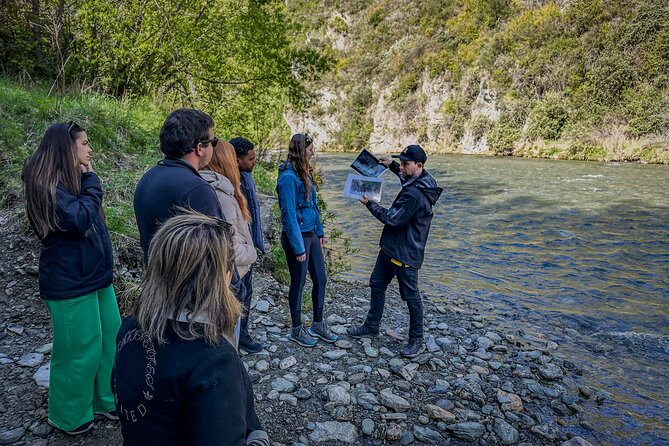 Half Day in Middle Earth - Lord of the Rings Tour - Gibbston, wine country and filming behind-the-scenes talk