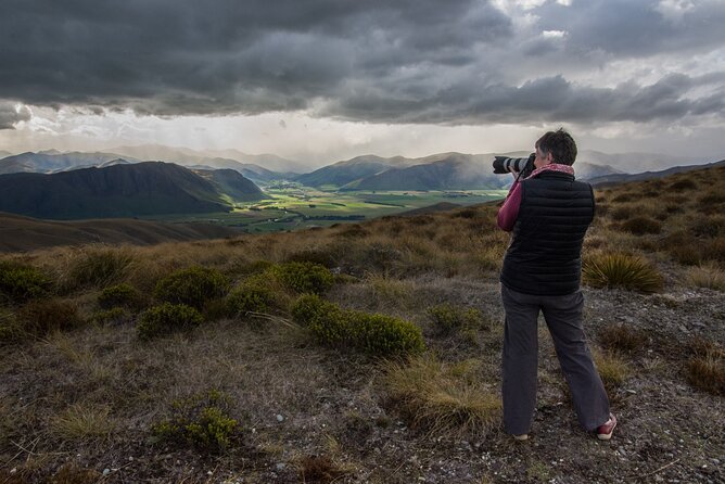 Half Day Skippers Canyon Queenstown Private Photography Adventure - Martin’s photo coaching style, from beginner to advanced