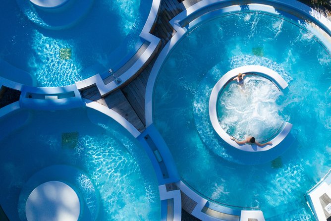 Hanmer Springs Thermal Pools & Spa - Towels, lockers, and what you should pack