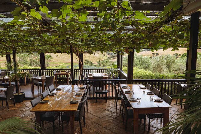 High End Sommelier Tour on Waiheke Island - The 2-course lunch with panoramic views: where pairing actually clicks