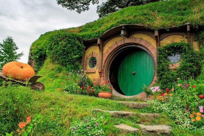 Hobbiton Movie Set Guided Tour small group from Auckland - Price and value: what you’re really paying for