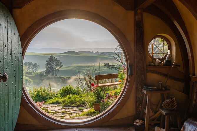 Hobbiton Movie Set Small Group Tour from Auckland - Timing your day: 9 hours, dinner goals, and weather reality