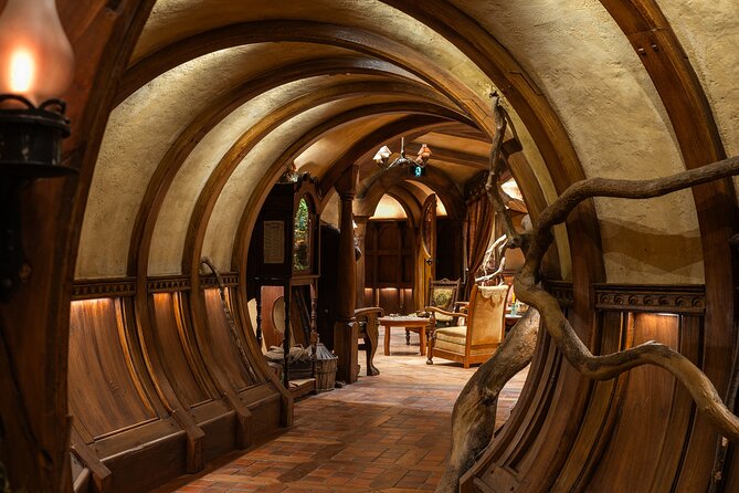 Hobbiton & Waitomo Caves Guided Tour from Auckland with Lunch - What you get for the price: is $271.19 good value?