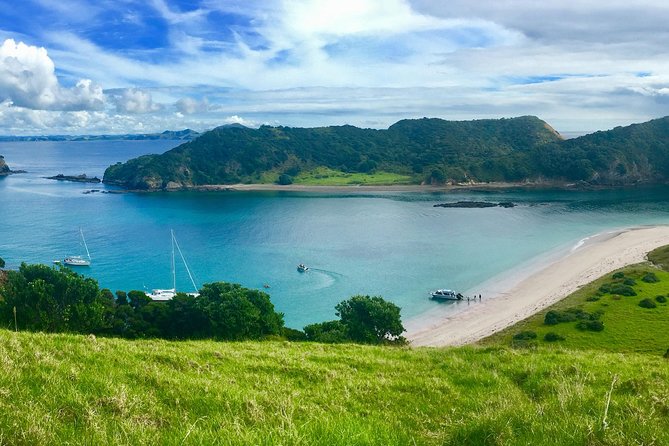 Hole in the Rock Cruise & Island Tour - with two island stopovers - Price and Value: What You’re Paying For