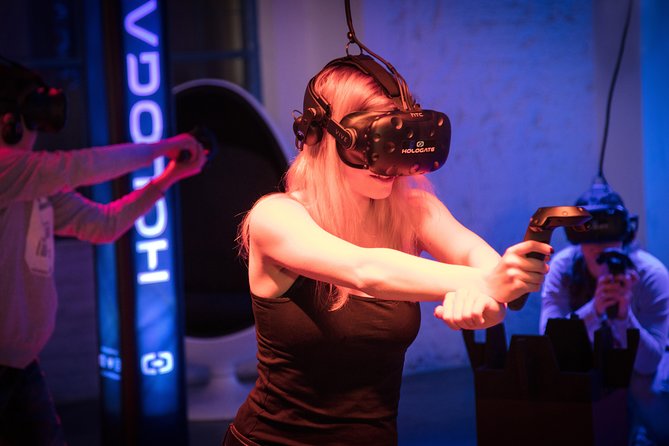 Hologate VR - Multiplayer Virtual Reality - Picking your two games: the part staff actually matters for