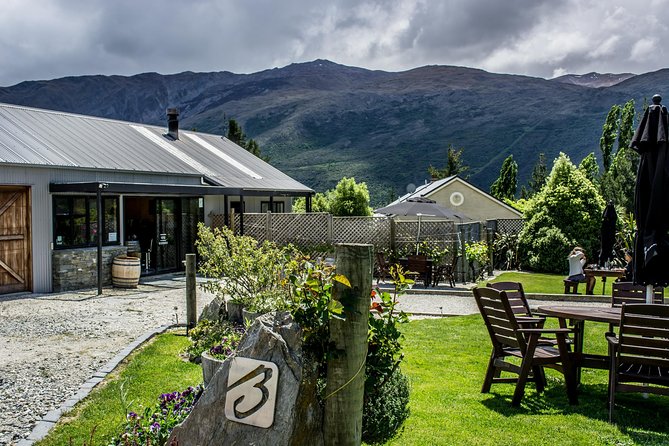 Hop on Hop off Wine Tours Queenstown - Arrowtown, your gold rush reset, plus wine and gin stops
