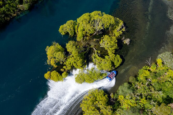 Hukafalls Jet Boat Ride in Taupo - Driver-Guide Energy: The Part That Turns It Into More Than a Ride
