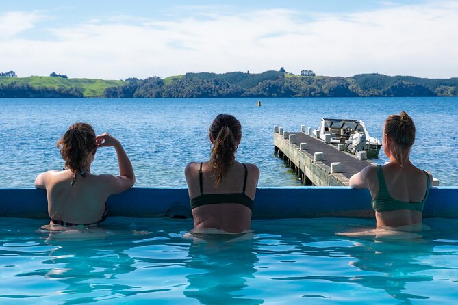 Katoa Jet Boat & Lake Rotoiti Hot Pools - Weather realities: dress for all-water conditions
