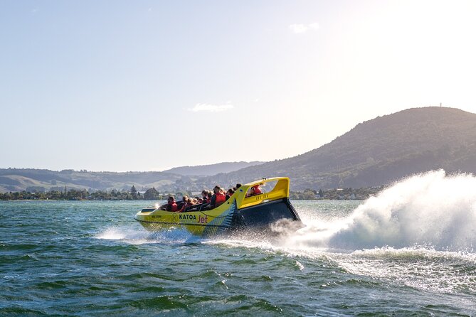 Katoa Jet Boat tour on Lake Rotorua - The 30-Minute Rhythm: Speed, Spins, and Real-Time Lake Views