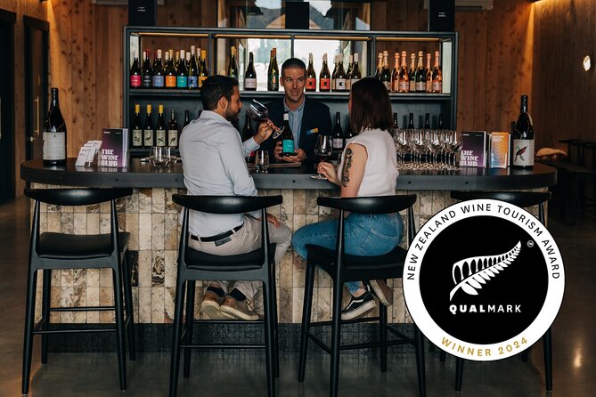 Kinross Winery: Classic Central Otago Wine Tasting Experience - Wine Advisors bring the region to life, not just facts