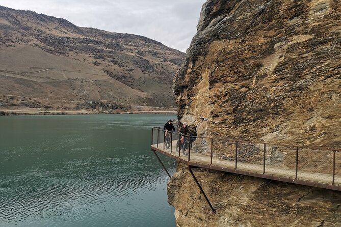 Lake Dunstan Cycleway with E-Bike hire and Shuttle service - 6 key things to know before you go