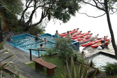 Lake Rotoiti Guided Hot Pools Kayak Trip