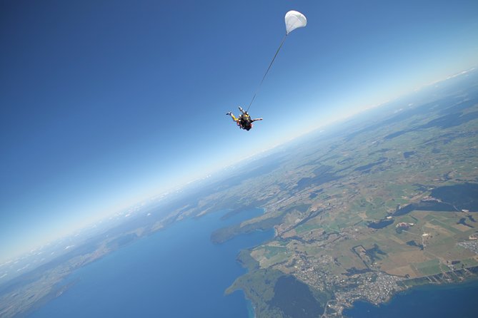 Lake Taupo 12,000-Foot Tandem Skydiving - The plane ride up: altitude, door time, and what to look for