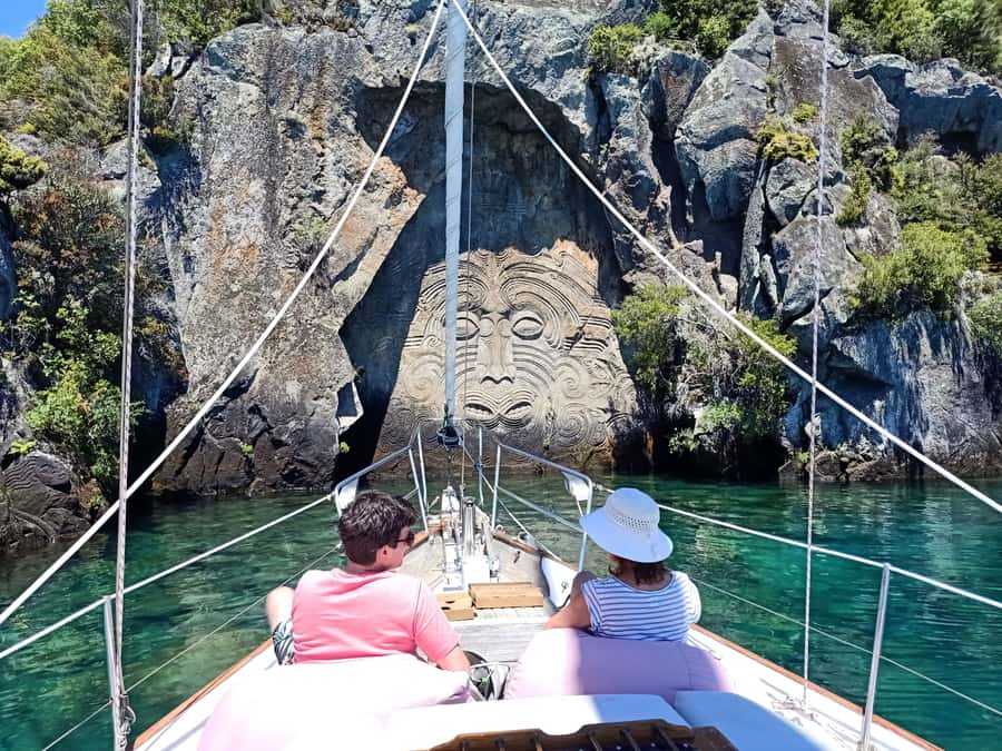 Lake Taupo: Classical Sailing to the Māori Rock Carvings - Weather and timing: when the wind helps, and when it changes the plan