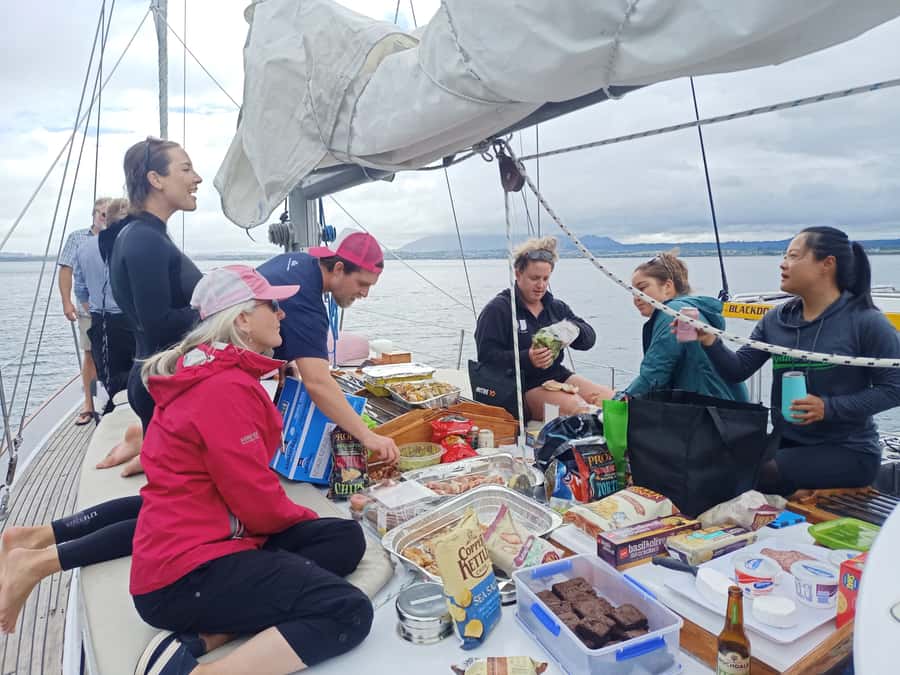 Lake Taupo: Classical Sailing to the Māori Rock Carvings - Who should book this Lake Taupo classic sail